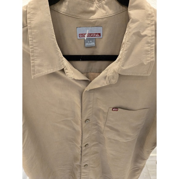 Vintage Quiksilver Short Sleeve Button Up Shirt Tan | Y2K Surfwear Skater Style - Picture 1 of 8